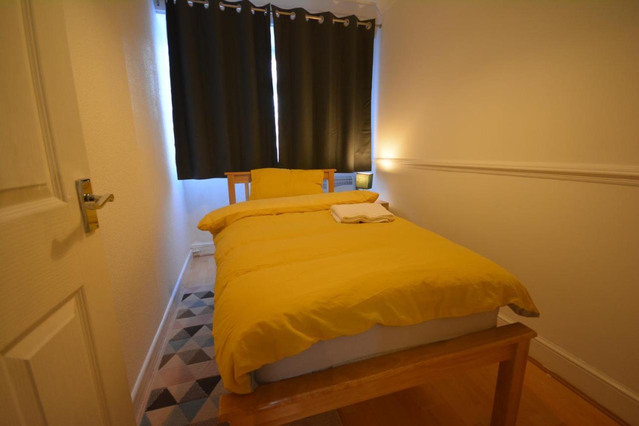 Five Bedroom Townhouse Near Excel Exhibition Centre Londres Extérieur photo